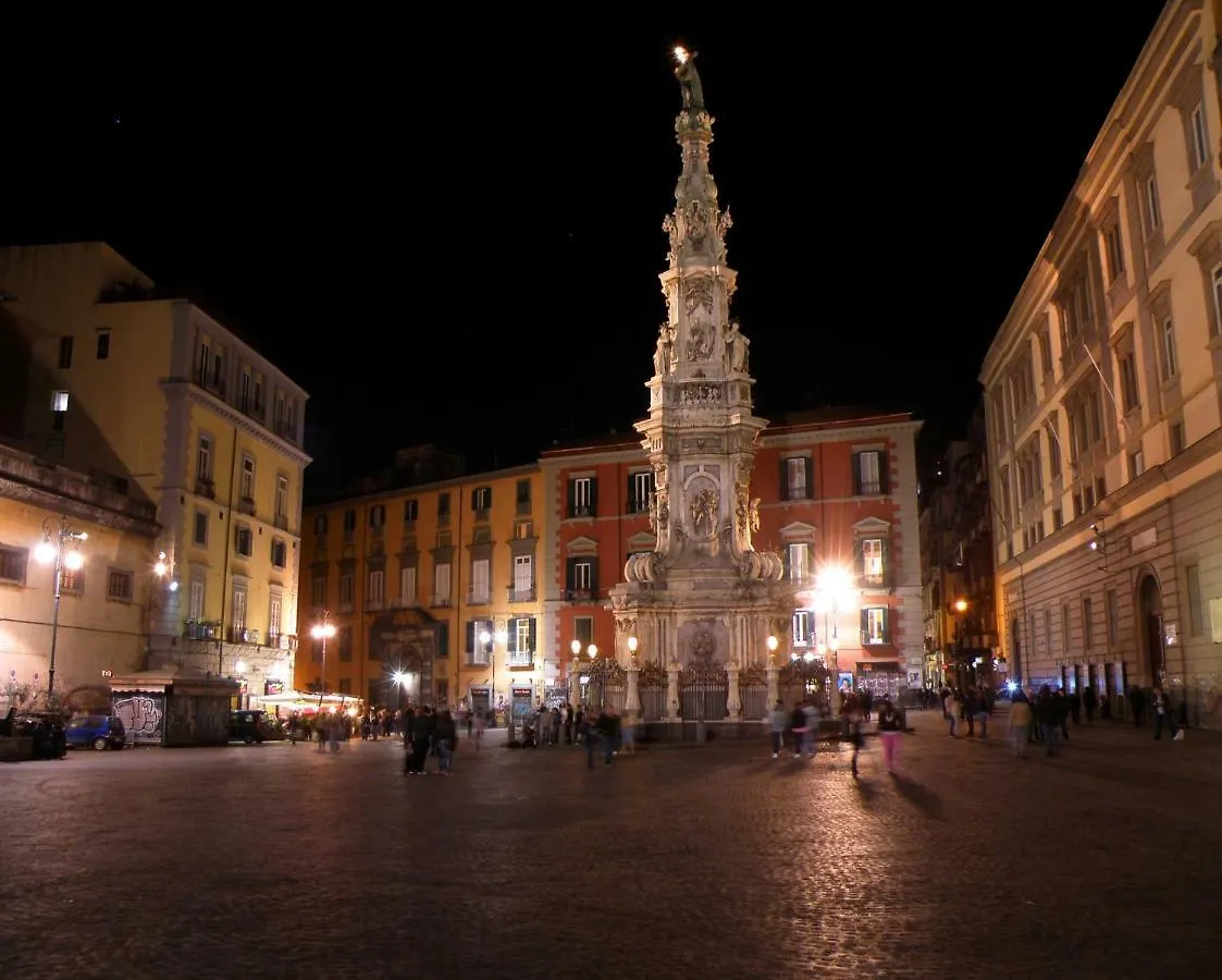 Casa Alessandra Naples 0*,