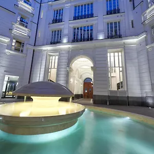 The One Luxury Naples