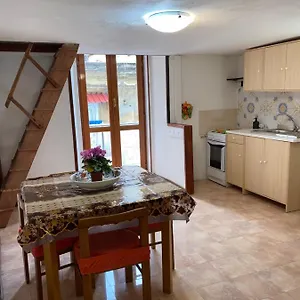 La Casa Di Gemma Naples