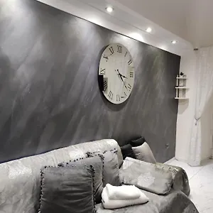 La Casa Di Titina Naples